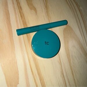 2 Thrive cosmetics makeup items